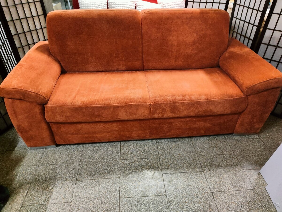 Pohovka trojka oranžová
