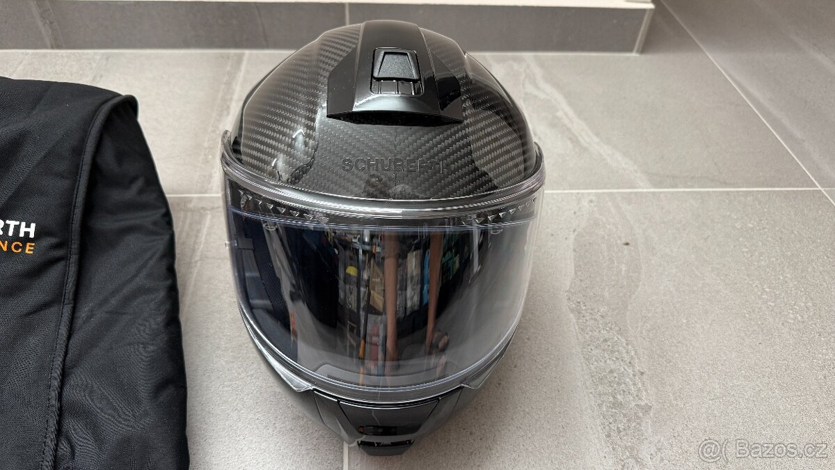 Přilba Schuberth C5 Carbon vel. L + komunikátor SC2