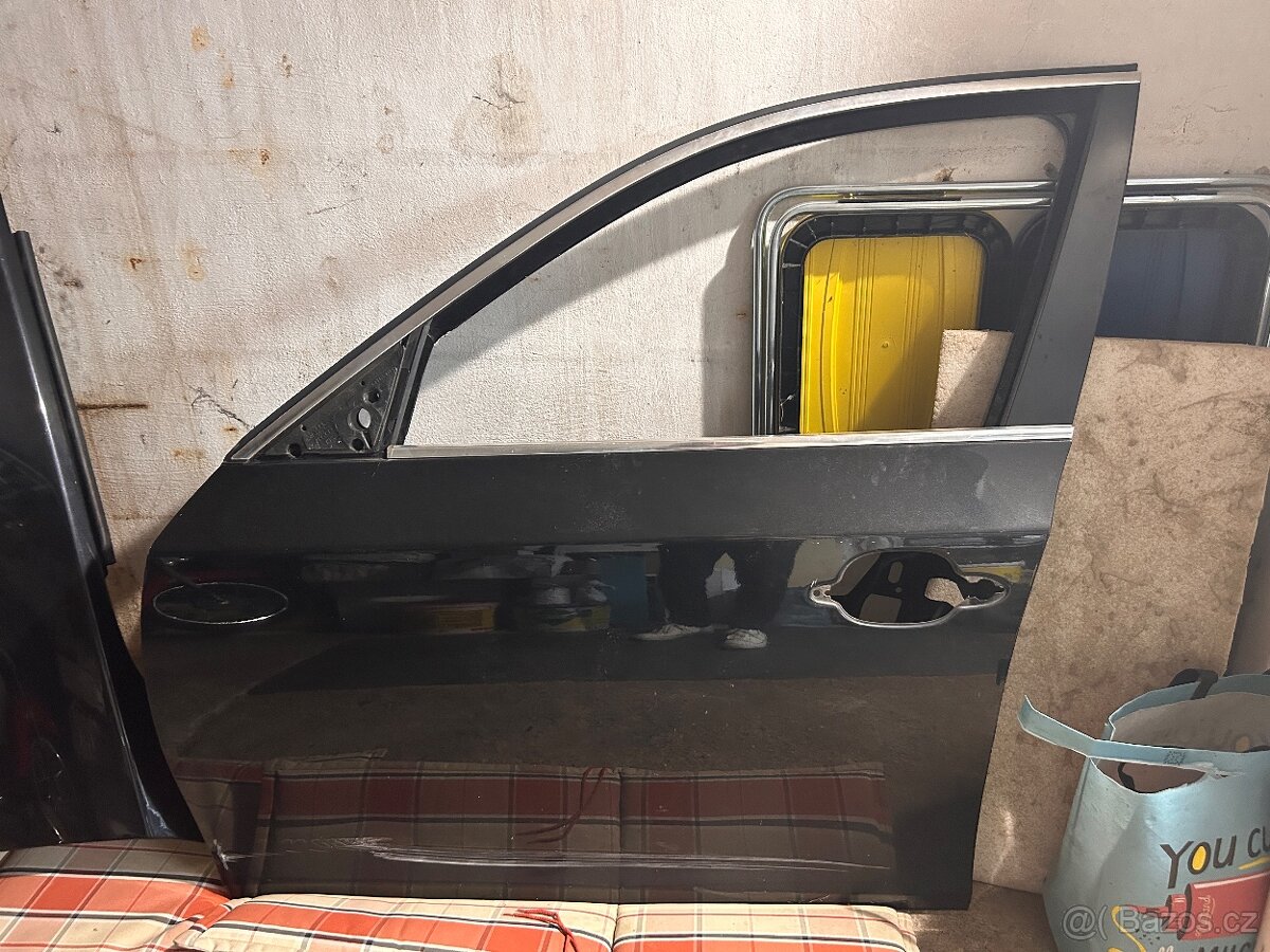 BMW E60 dveře + stahovačka