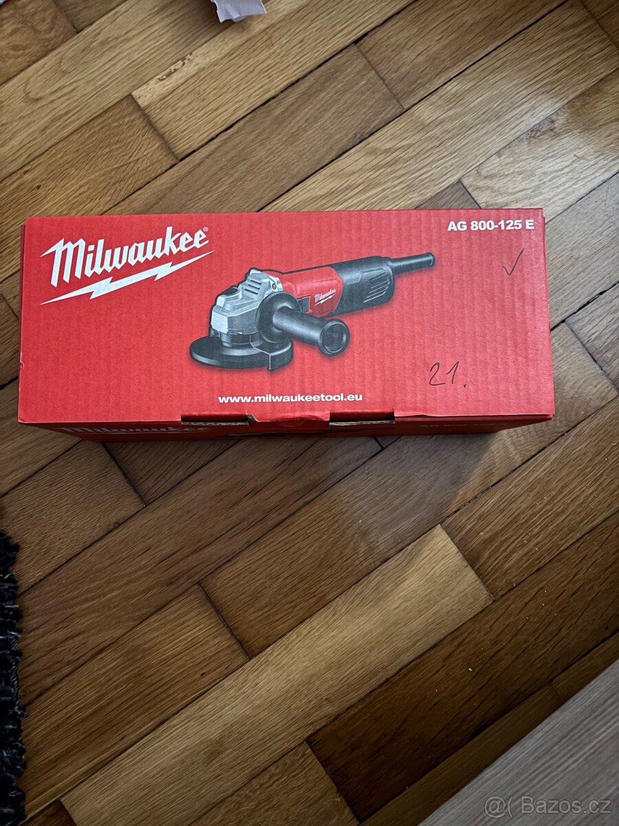 Úhlová bruska Milwaukee AG- 800-125E