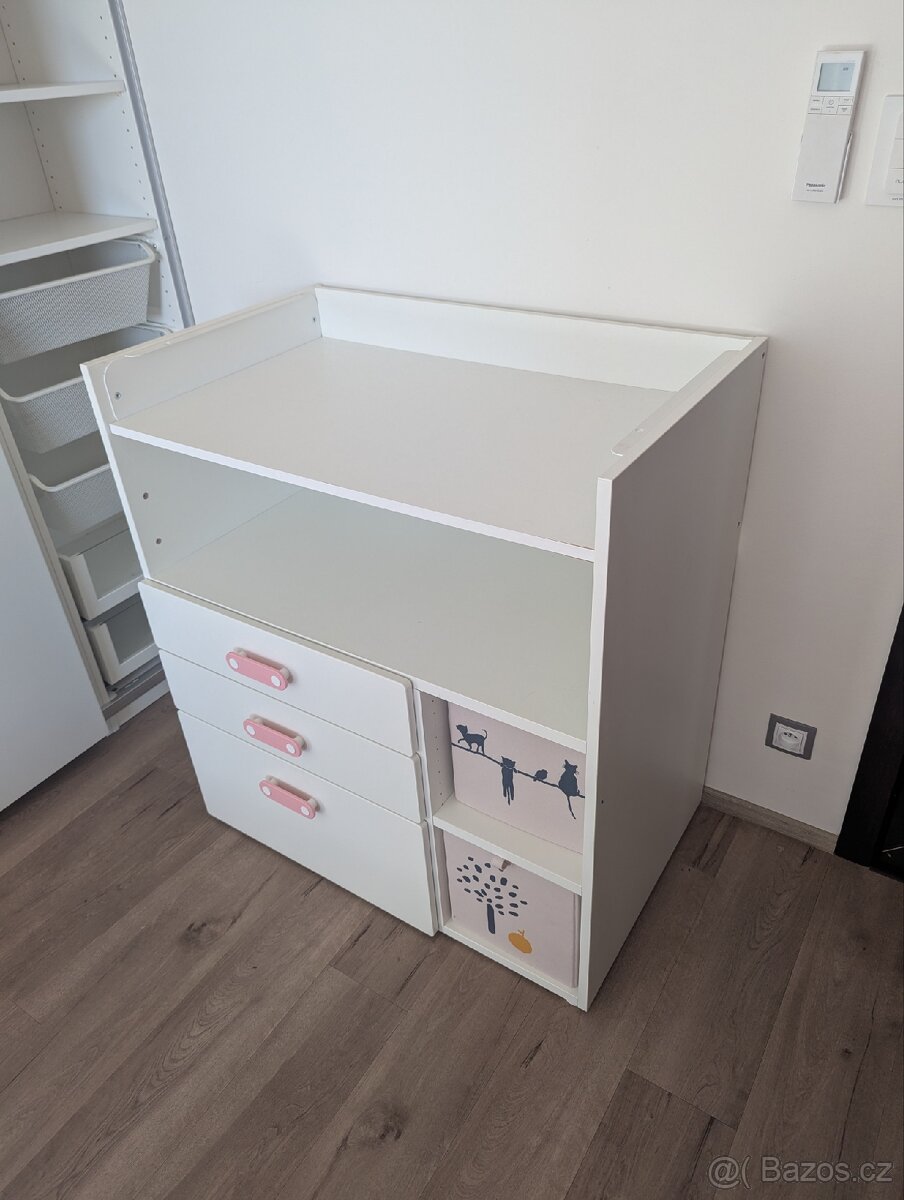 Ikea Smastad přebalovací pult. Super stav