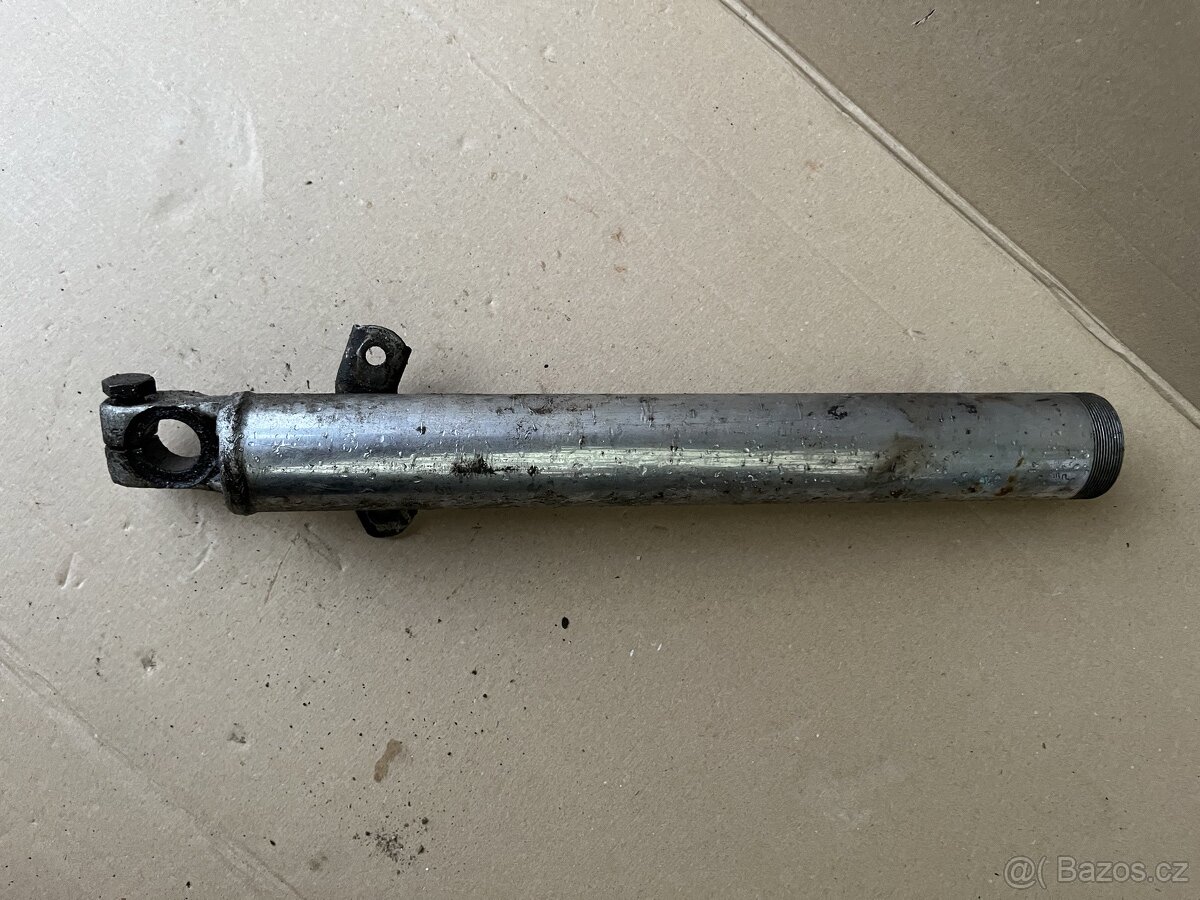 Jawa Kývačka- spodní část předního tlumiče