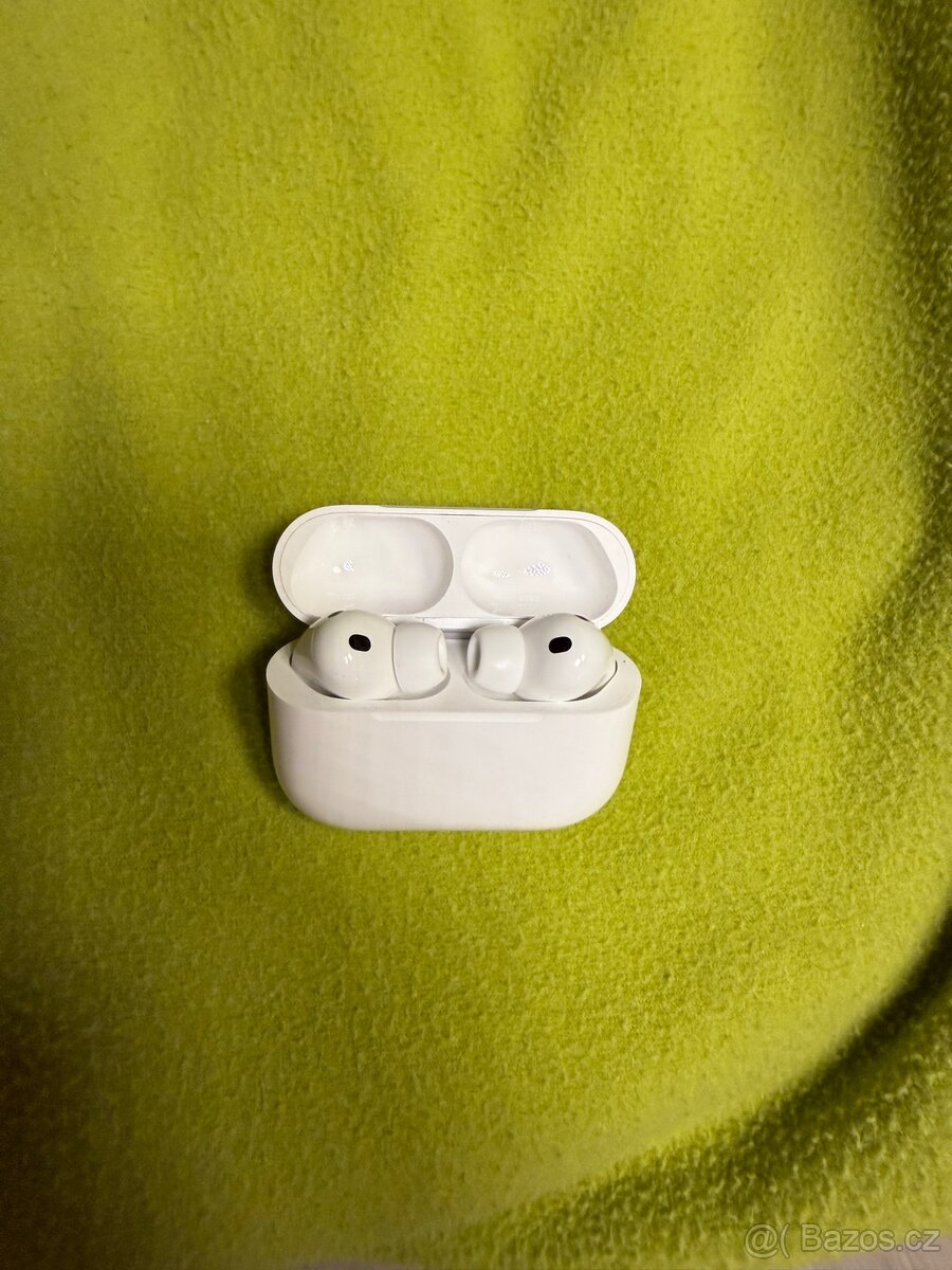 Apple AirPods Pro 3