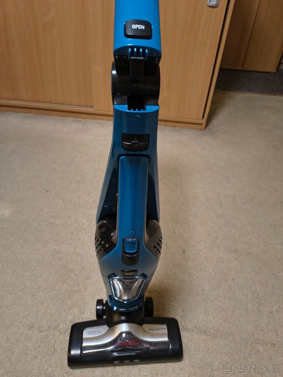 Tyčový vysavač Rowenta Dual Force