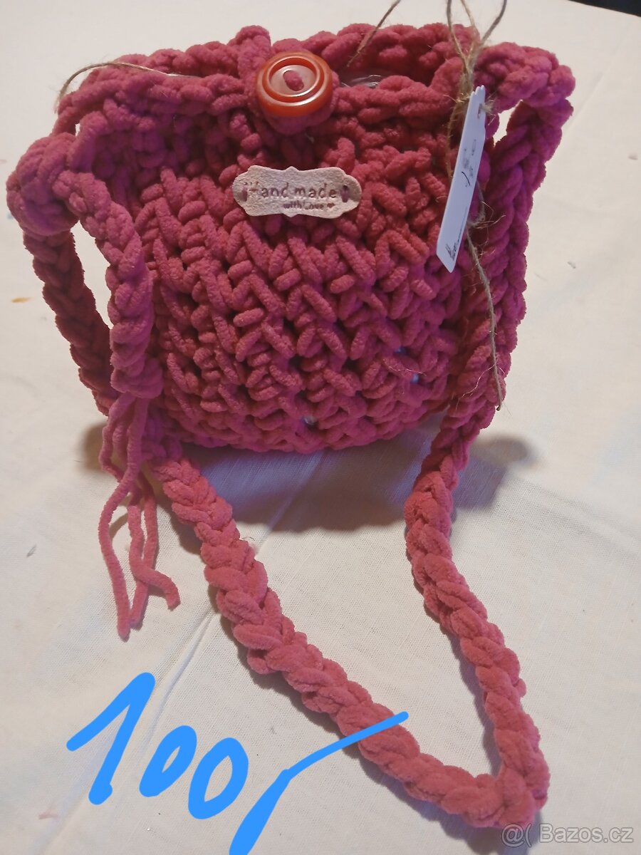 Háčkované kabelky a tašky