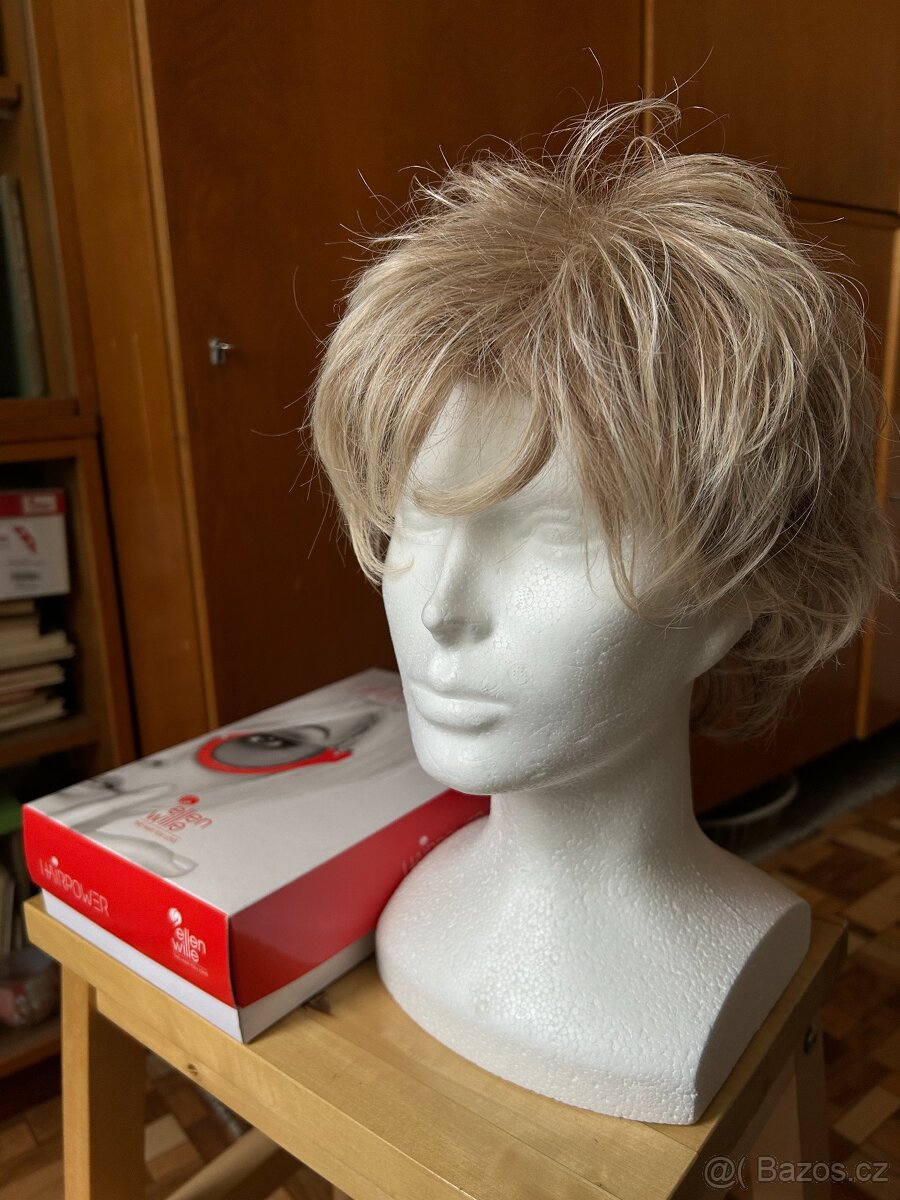 Značková blond paruka, moderní a přirozený vzhled, jako nová