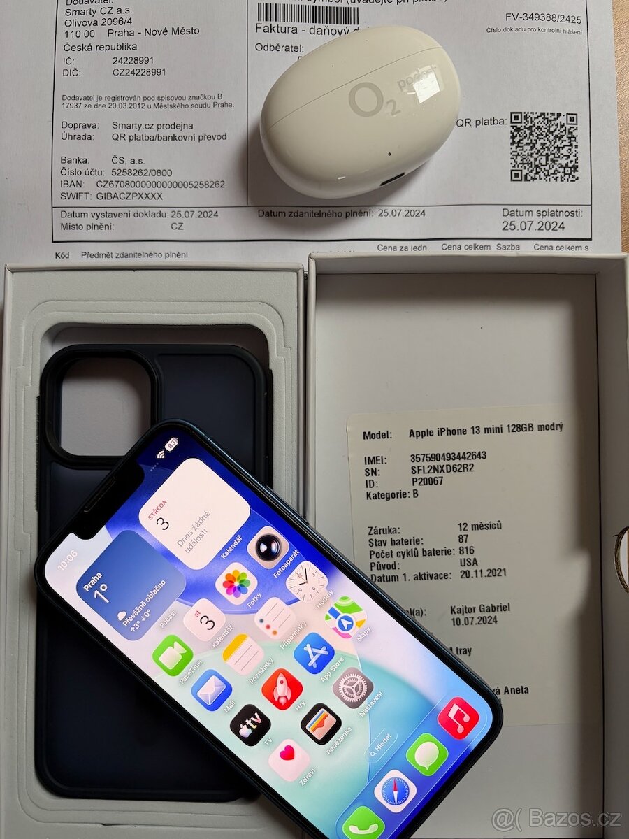 iPhone 13 mini 128 modrý, obal, sluchátka