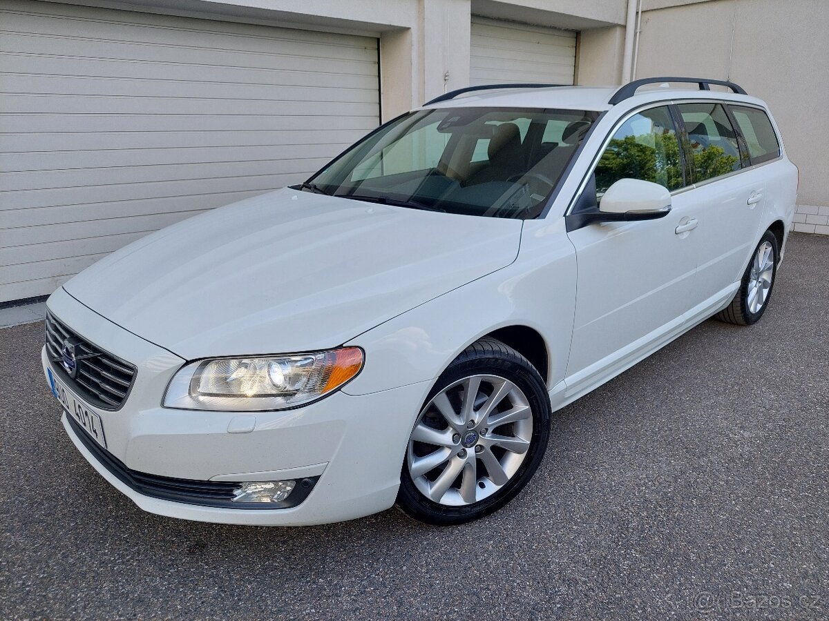 Volvo V70, 2.0D 133kw L+Z kola
