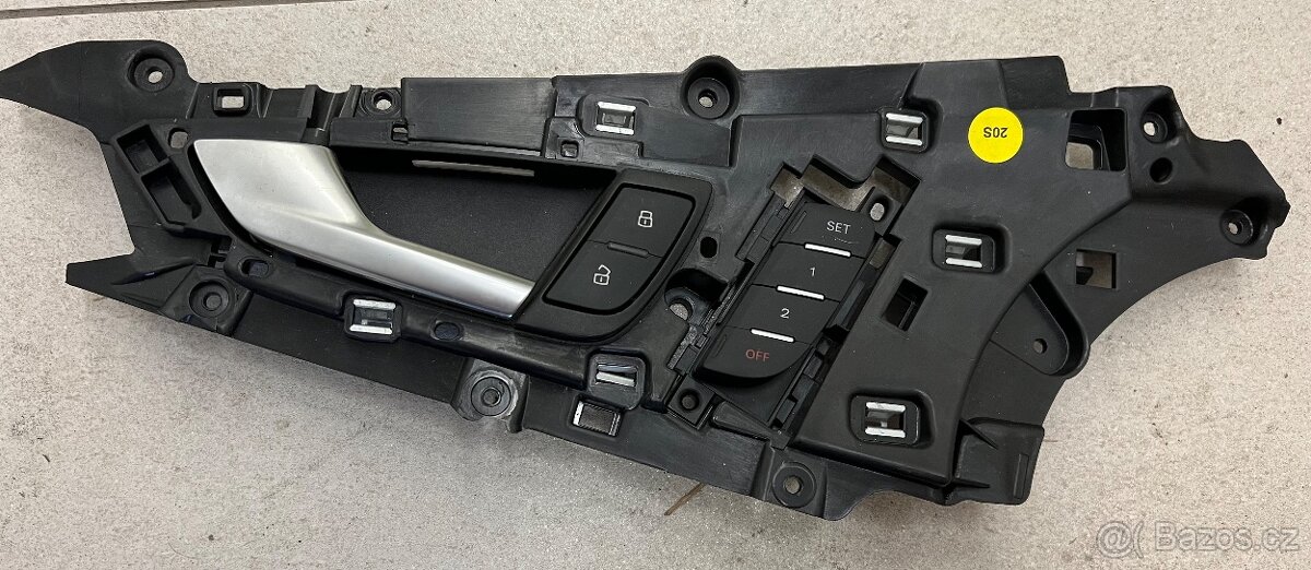 Audi A7 / S7 levý panel kliky dveří 4G8837019A