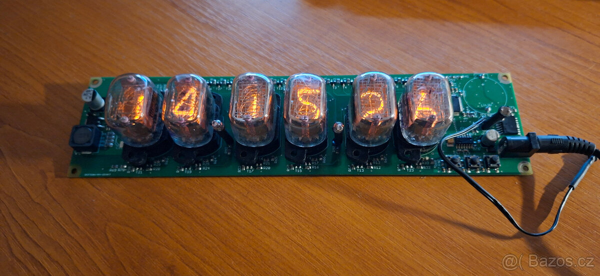 digitronové hodiny IN-12