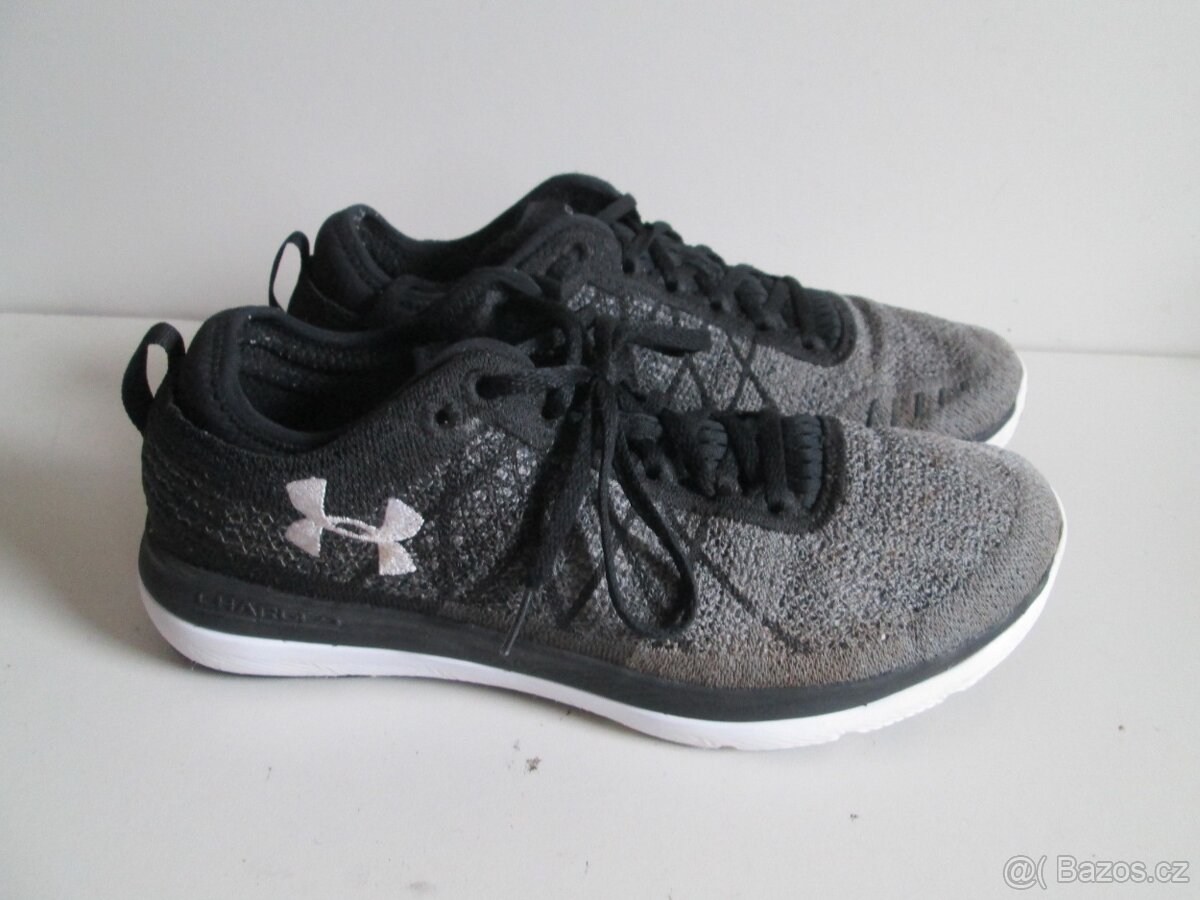 Under Armour....vel.42-3