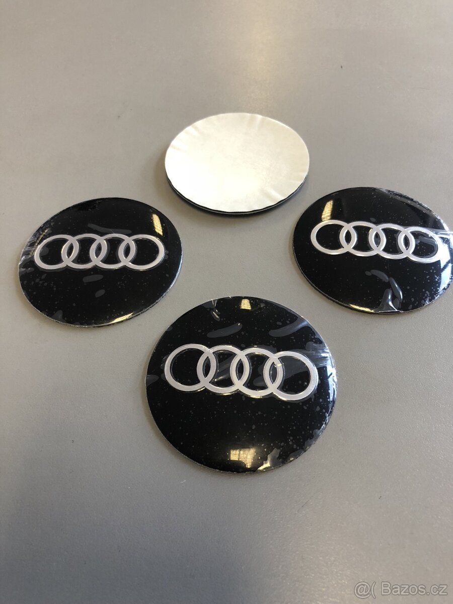 Hliníkové samolepky - pokličky - AUDI černé 56 mm