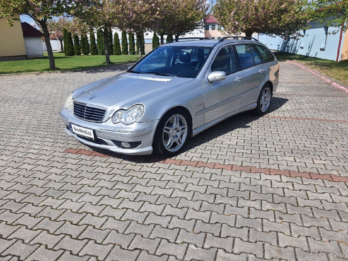 Dočasná sleva - Mercedes-Benz C32 AMG kombi