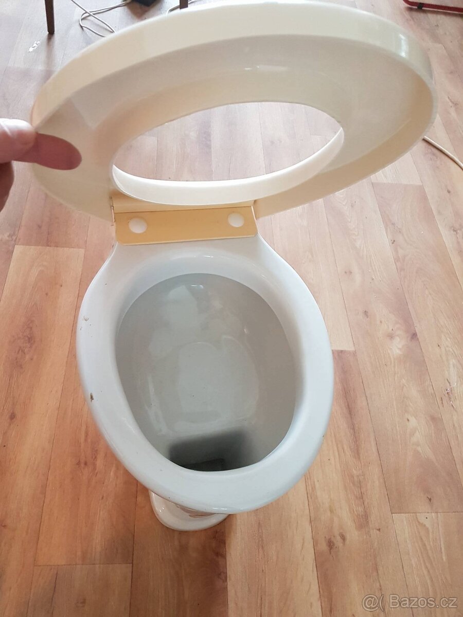 Historické klozety wc Mísy záchody