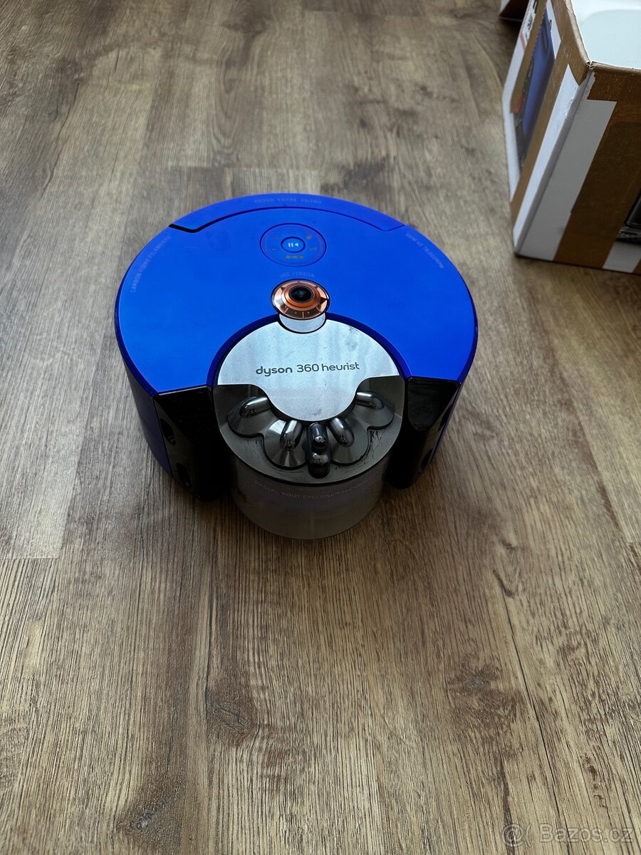 Dyson 360 Heurist roboticky vysavač