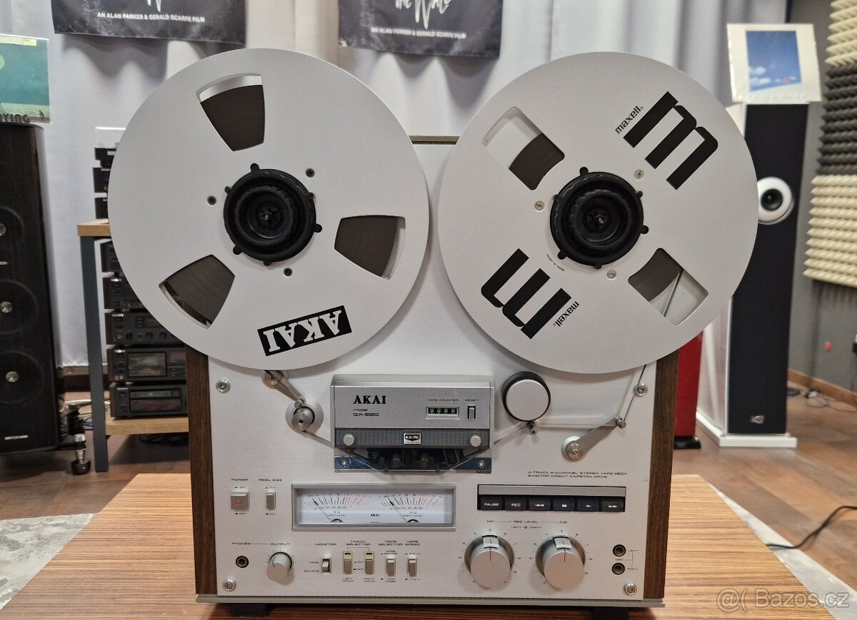 AKAI GX-620