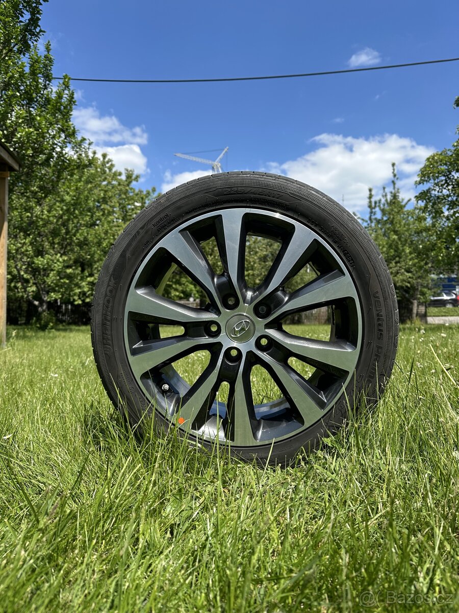 Originál alu kola Hyundai 7Jx17,ET 53 -TOP Stav
