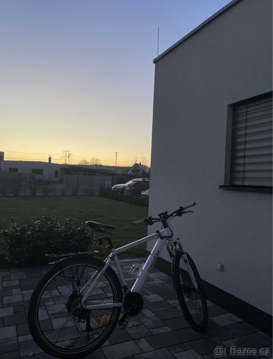 Elektrokolo GreenBike 29 bílé