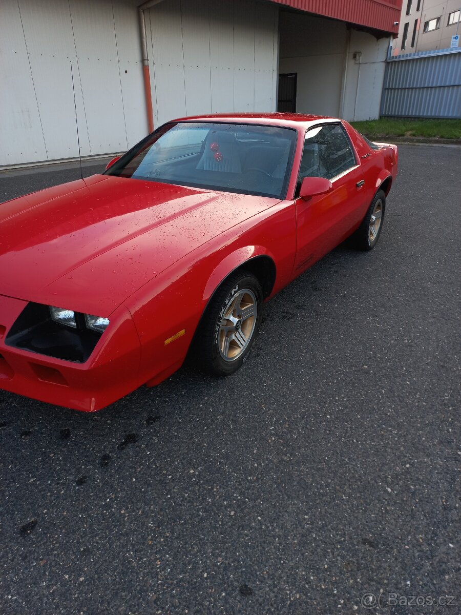 Chevrolet camaro