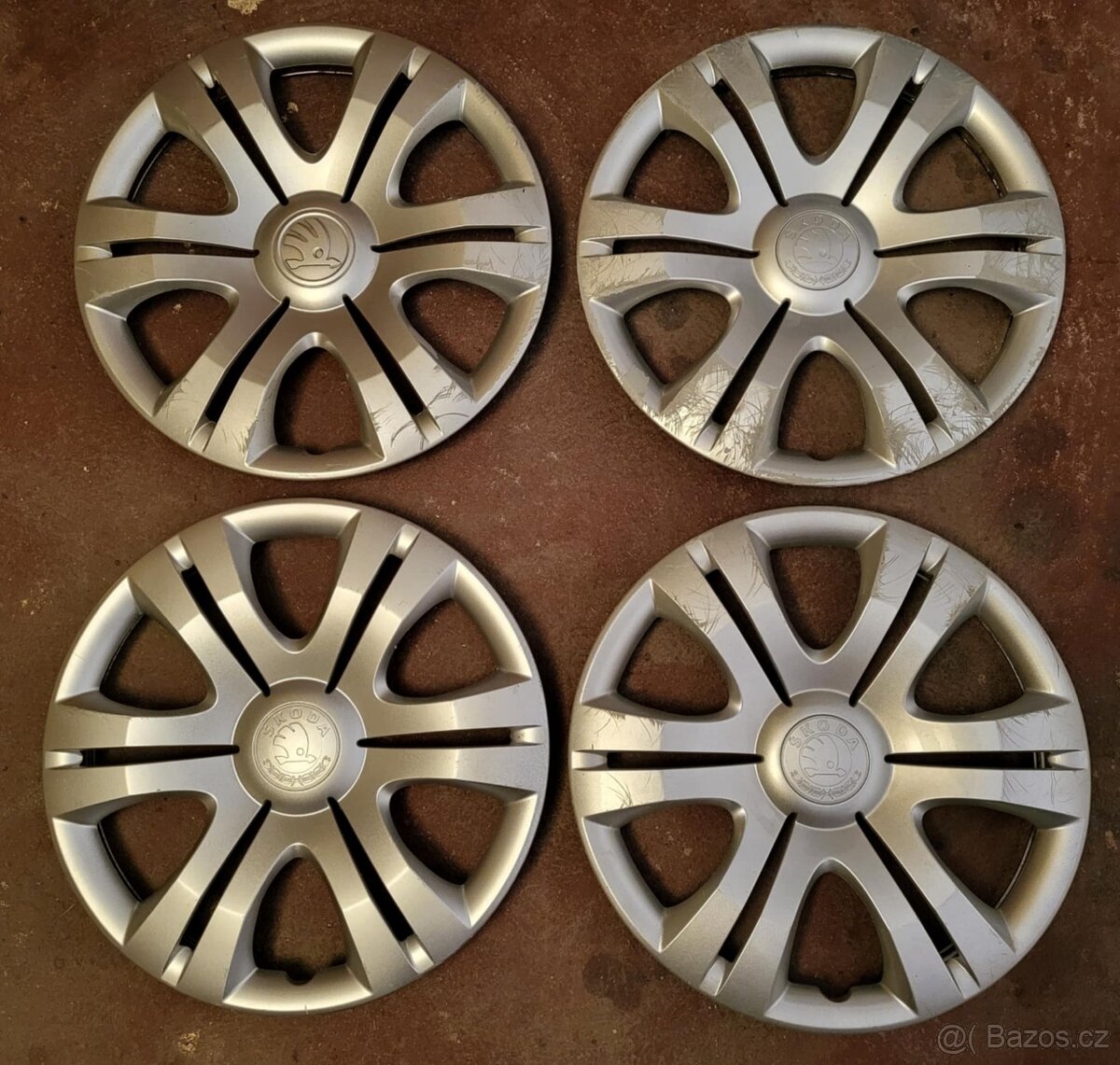 4 kusy poklice Škoda Fabia 15"