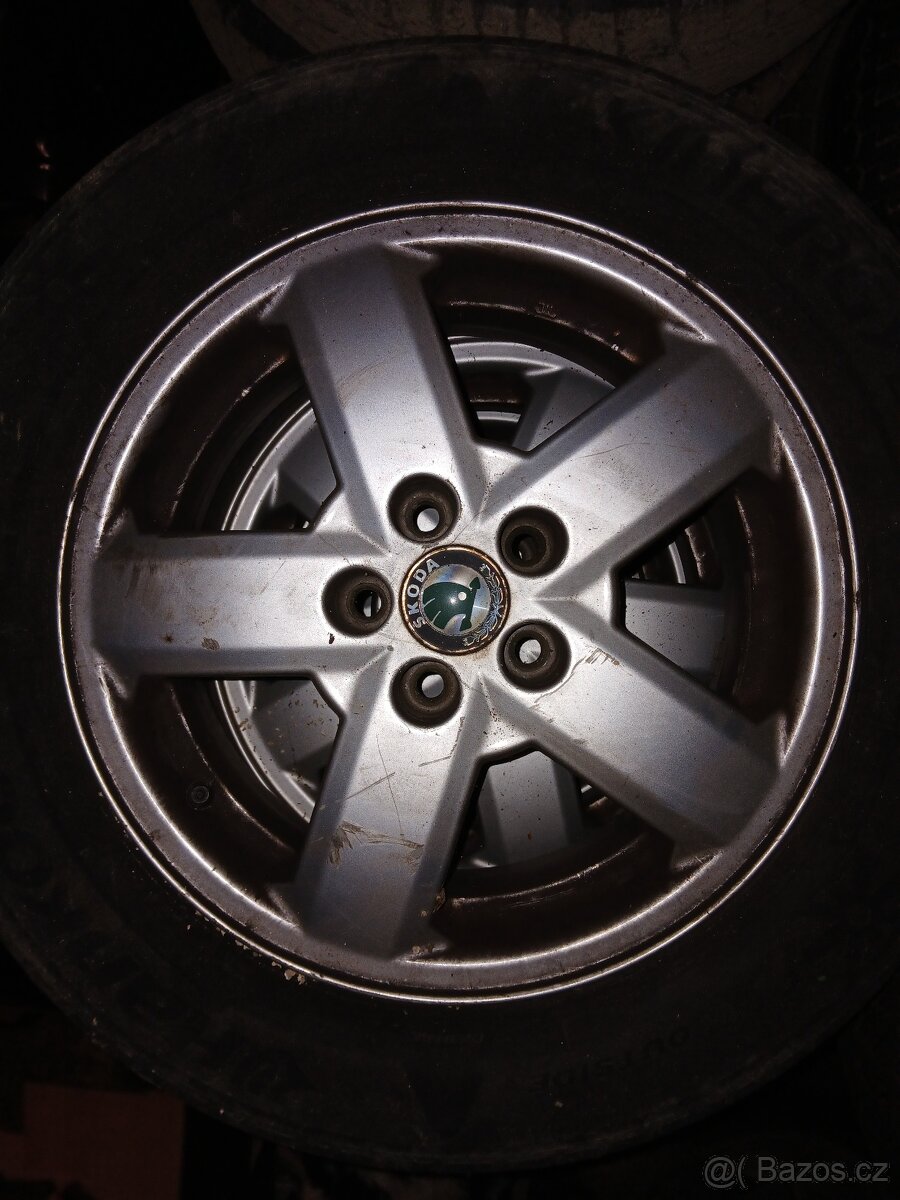 Sada letních kol 195/65 R15 Škoda Octavia 1