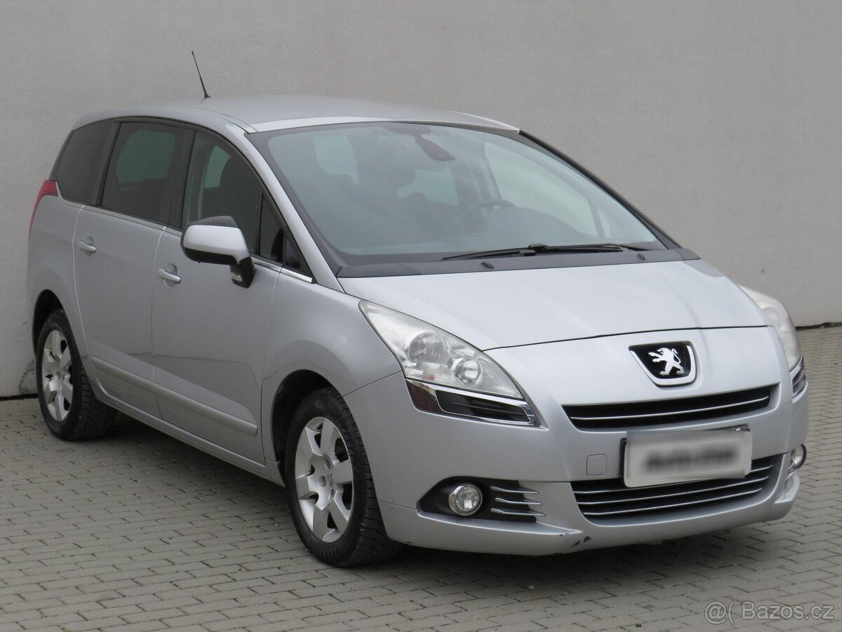 Peugeot 5008 2.0HDi , 110 kW nafta, 2012