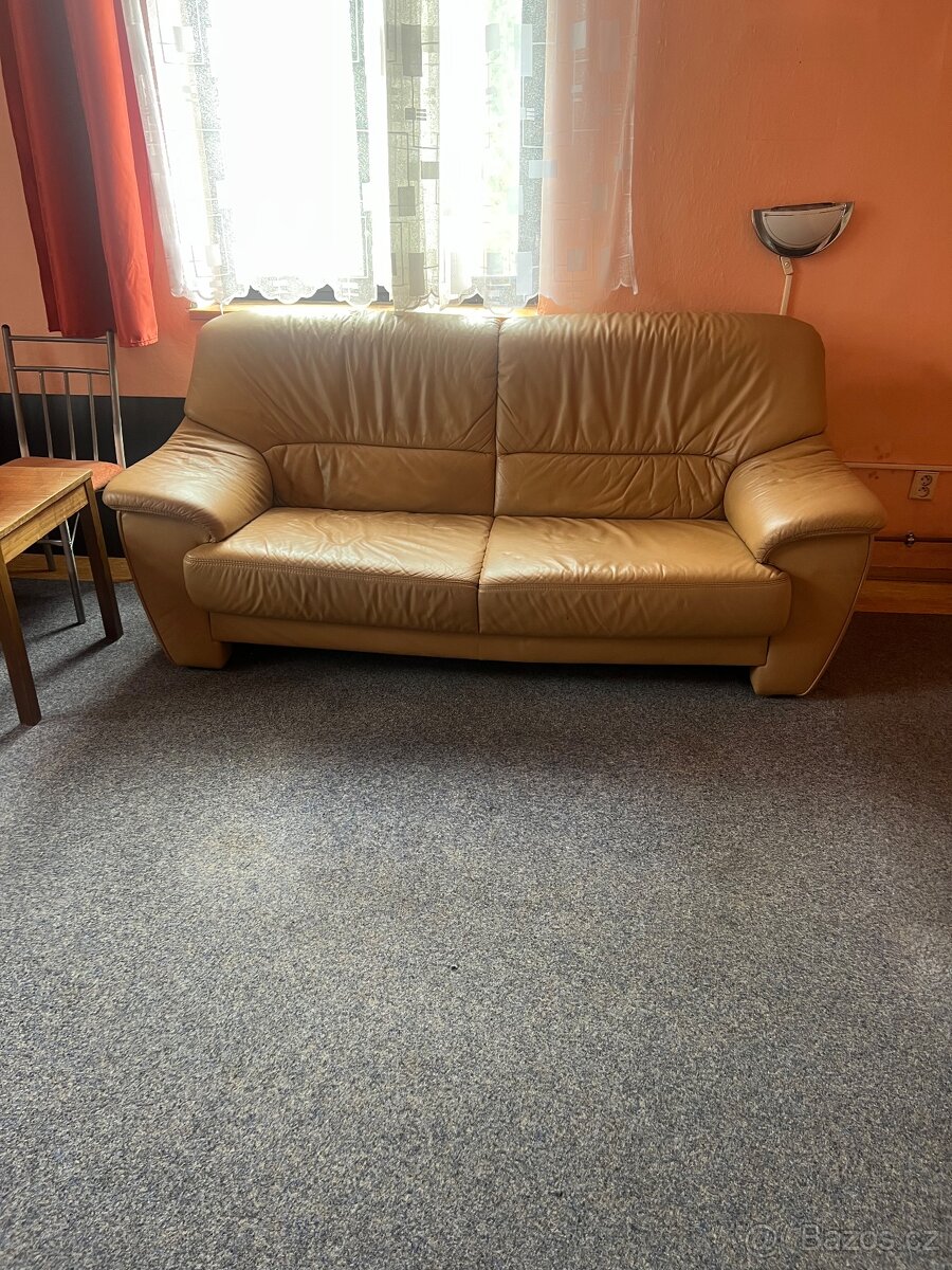 Sedací souprava. Obývací stěna