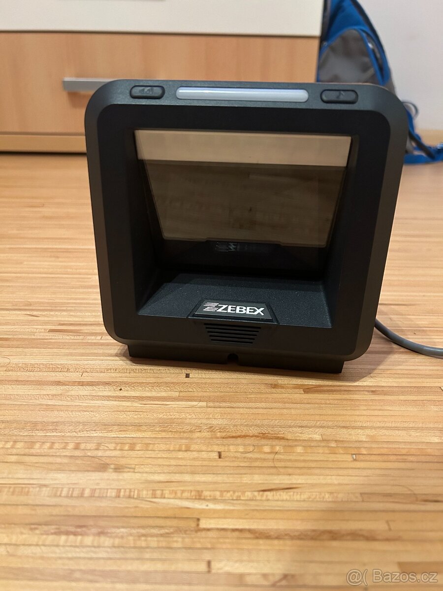 Zebex Z-8182 pultová čtečka čárových kódů.
