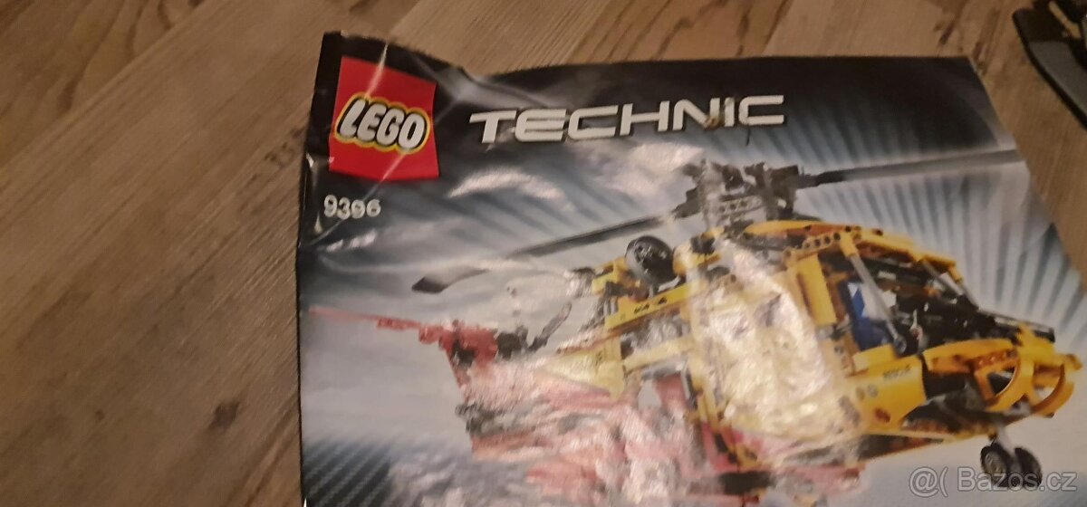 Lego Technic Vrtulník 9396