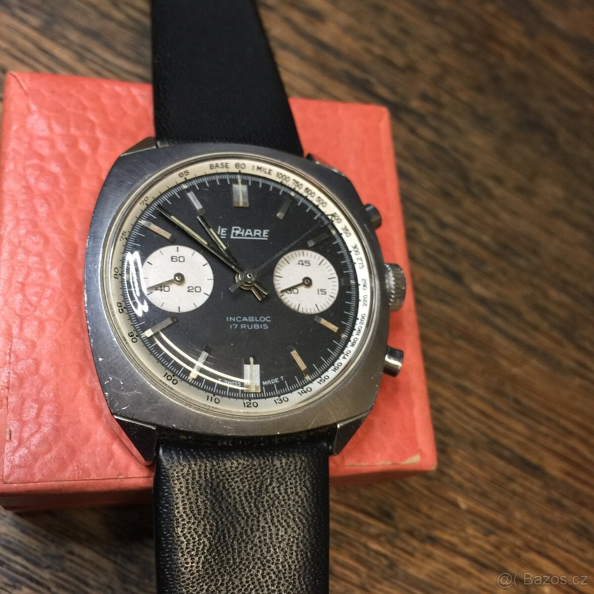 krásné švýcarské hodinky Le Phare - Chronograph 1965s