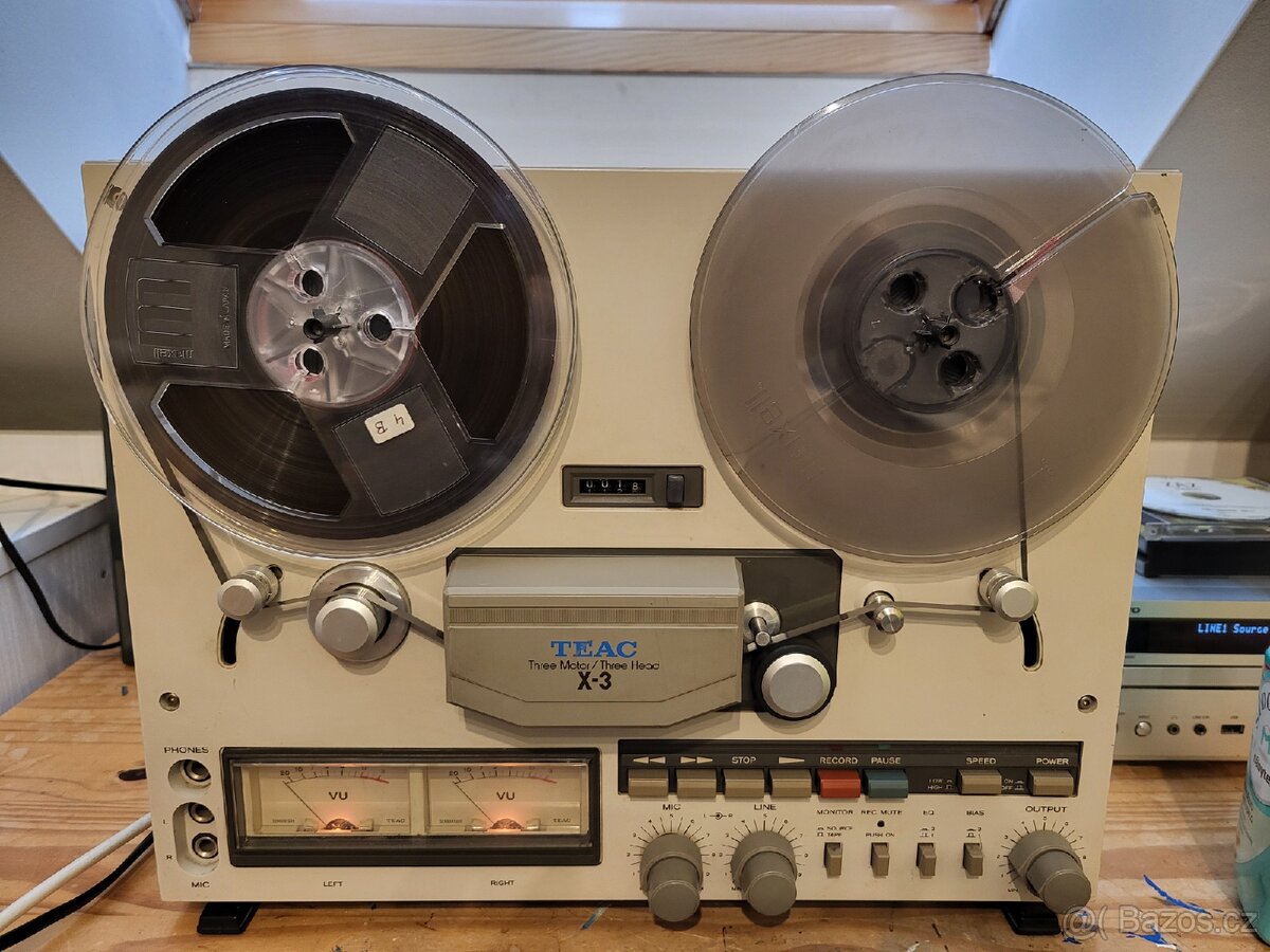 Kotoučový magnetofon TEAC X-3