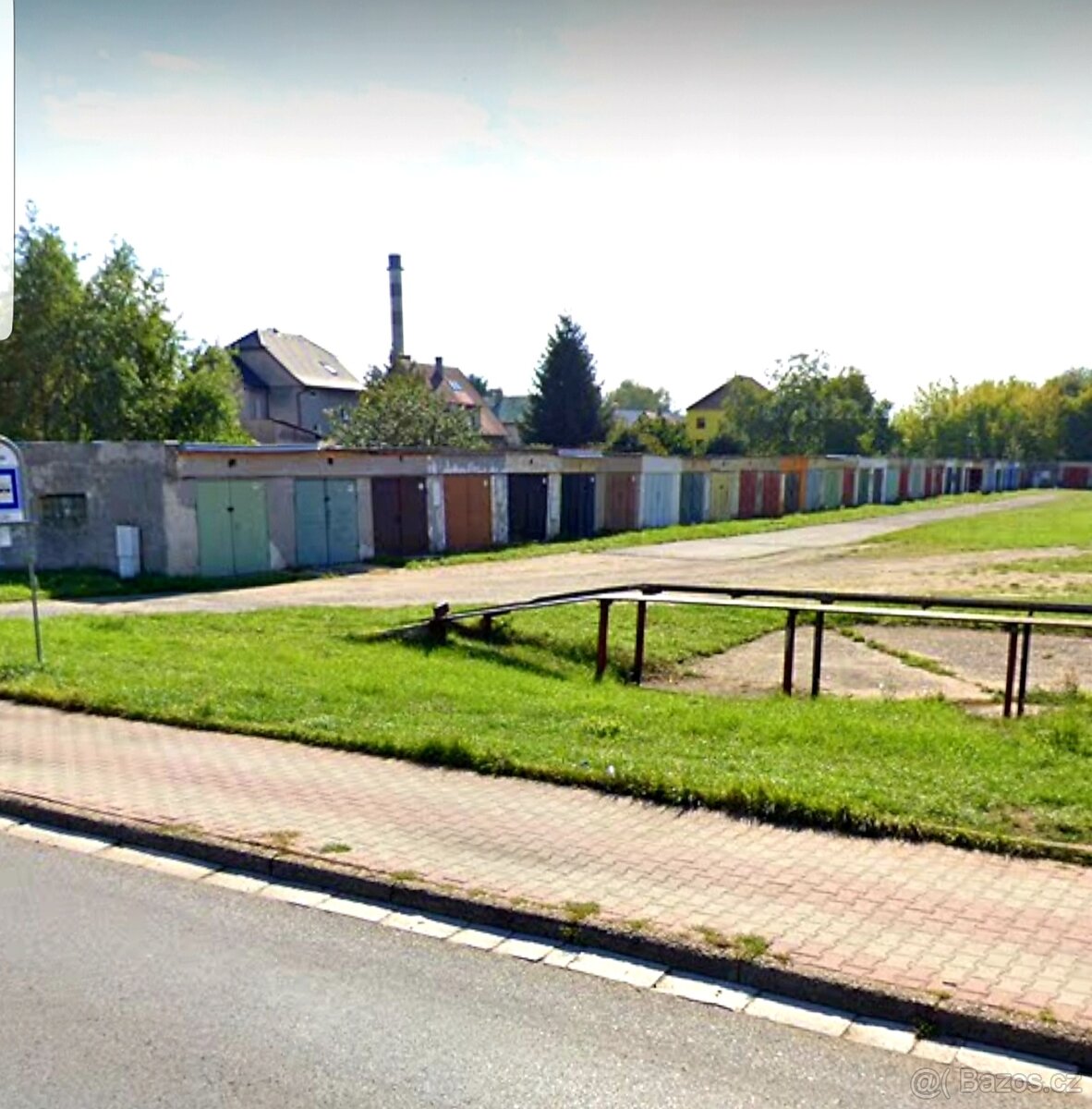 Prodej řadové garáže v České Lípě v ulici Dubická.