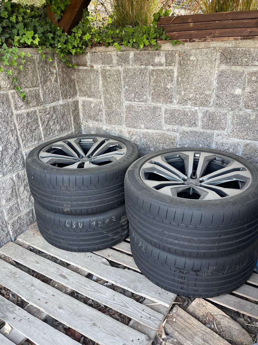 4xalu orig.Audi Q8 s pneu 285/40 r22