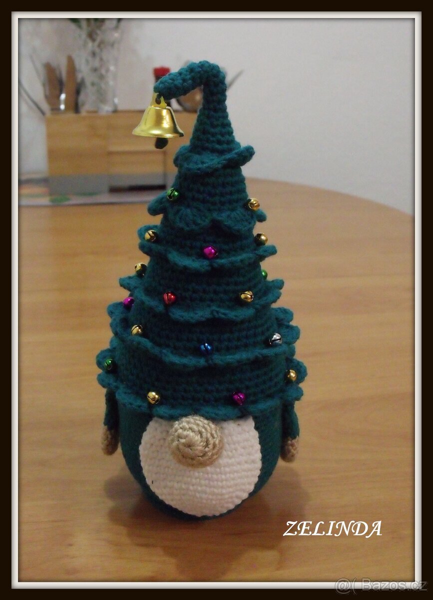 SKŘÍTEK STROMEČEK TM.ZELENÝ 22 cm