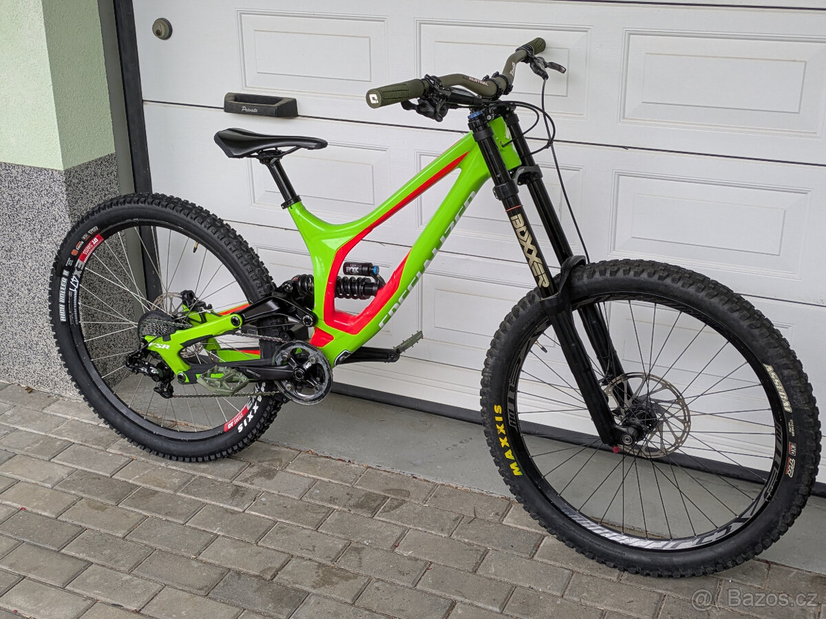 Specialized Demo 8 (2017) DH bike