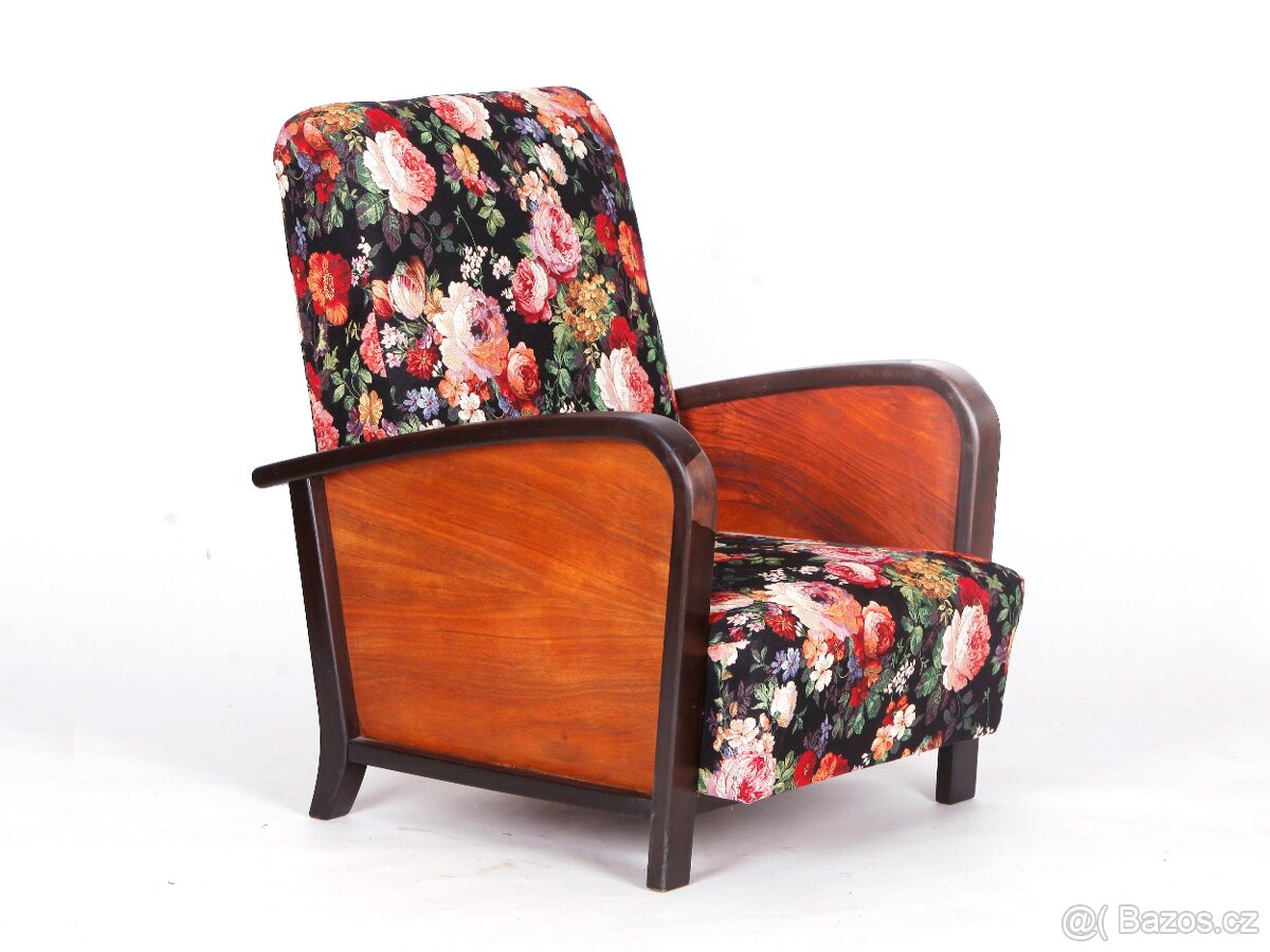 Starožitné křeslo výroba 1930-1940, pěkný stav.