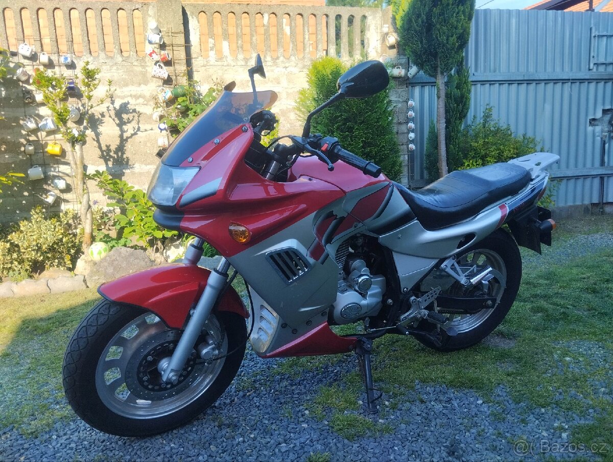 Moto KINROAD 200XT-18 (KOPIE HONDA CBR)-NOVÁ STK ZIMNI CENA