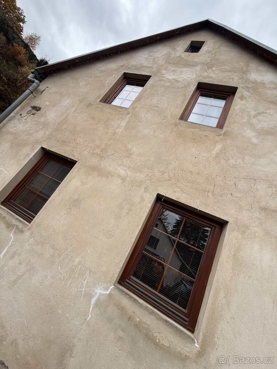 Prodám okna a dveře na dům.