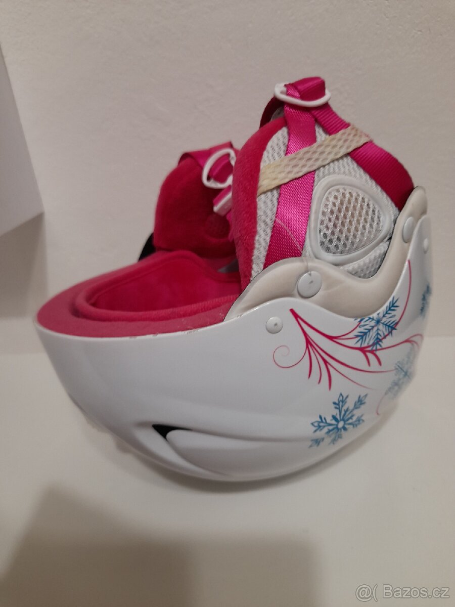Helma zimní dívčí vel.53-55 cm