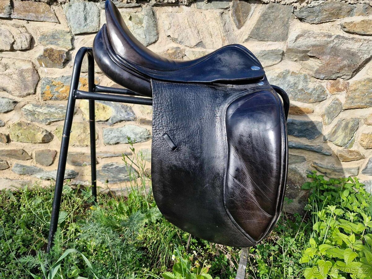 Drezurní sedlo Jaguar (Harry Dabbs)