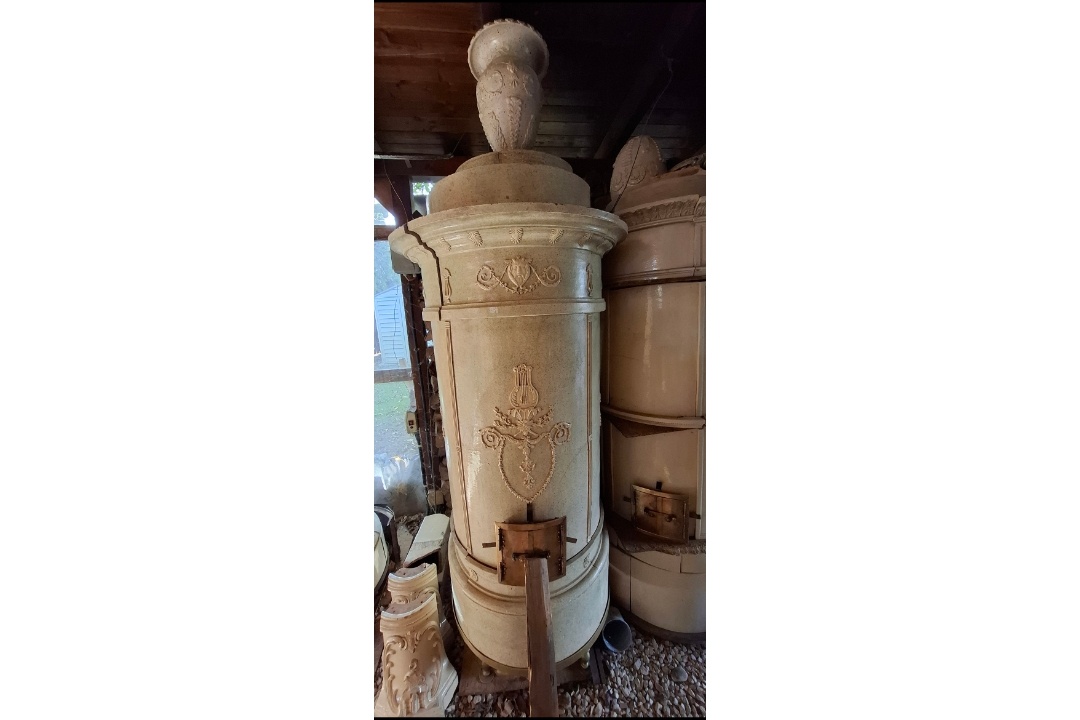 Kachova kamna starozitná