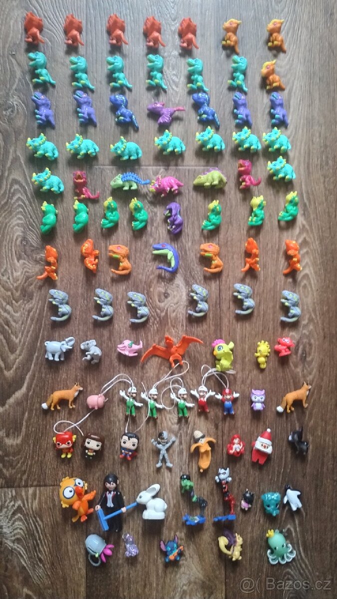 Kinder Joy figurky atd.