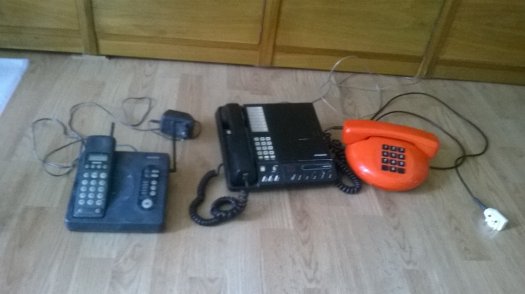 Prodám stolní telefony