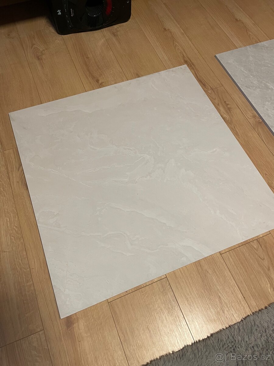 Velkoformátová dlažba 80x80 (krémová)