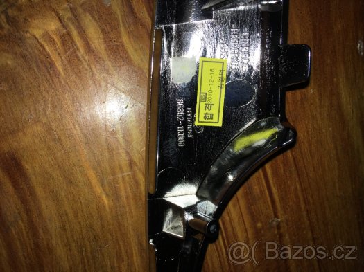 Chrom maska přední IX20