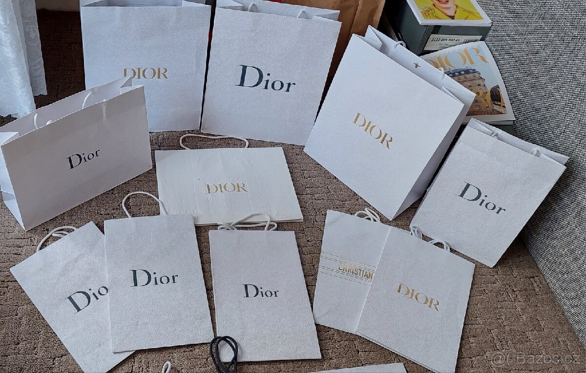 Tašky a krabice Dior