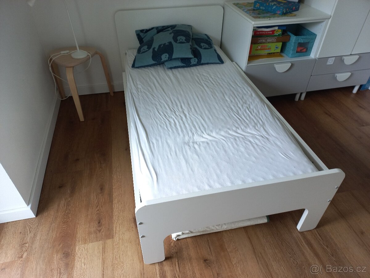 Rostoucí postel Ikea SLÄKT