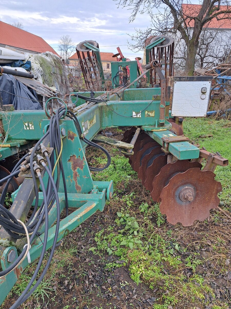 Diskový podmítač