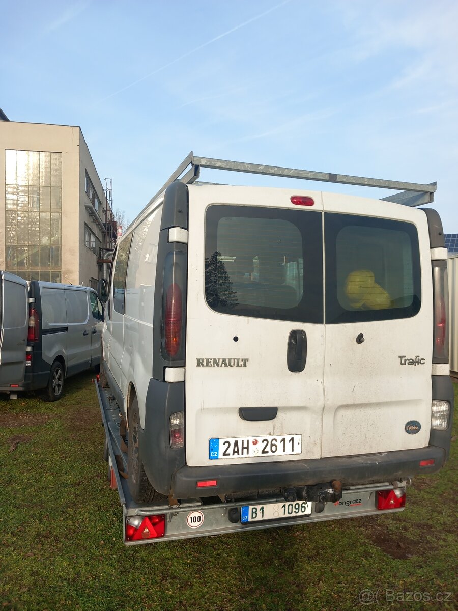 Renault trafic