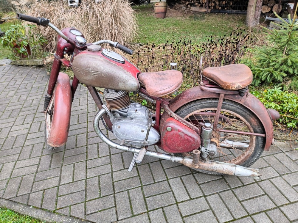 Jawa pérák